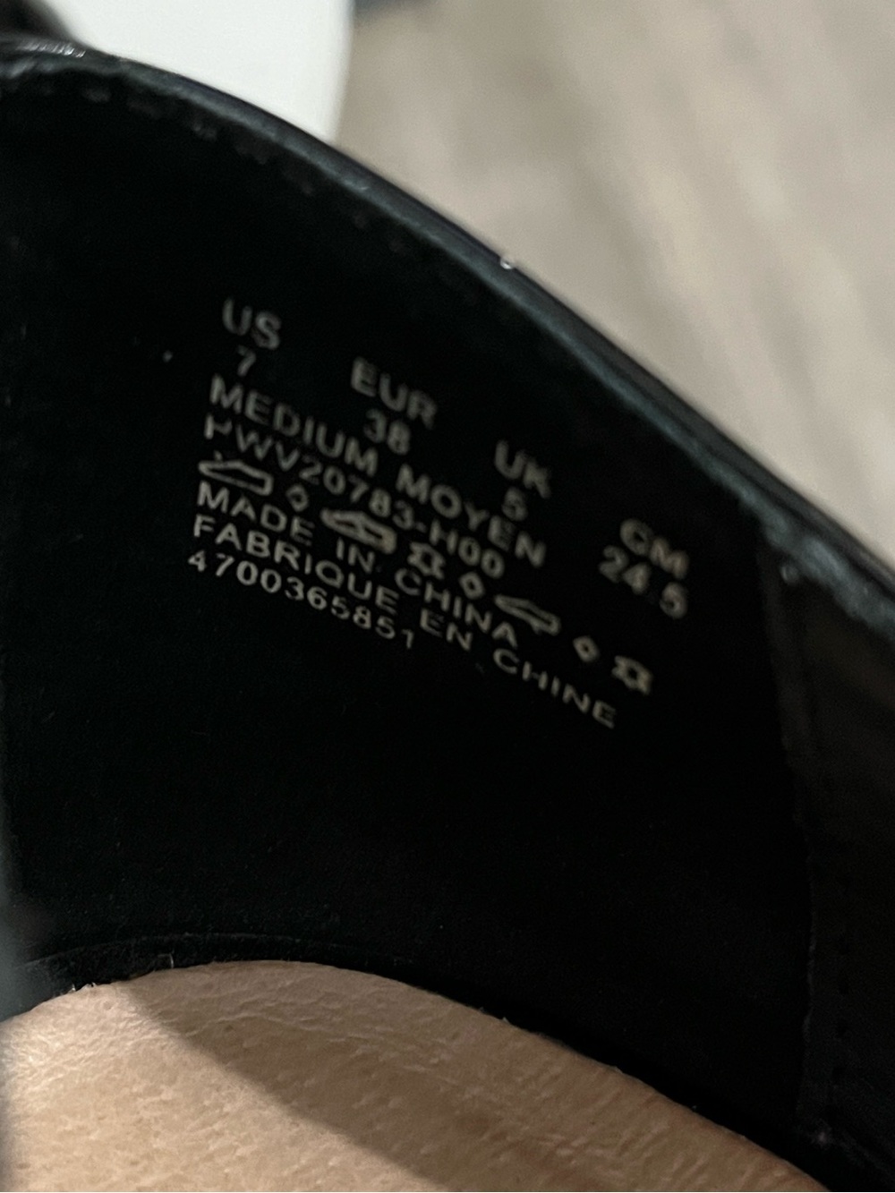 Hush Puppies Black Patent Mary Jane Pumps - Picture 11 of 13